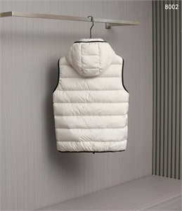 Безрукавка MONCLER 151388 - фото 321468 Безрукавка MONCLER 151388 - фото 321468