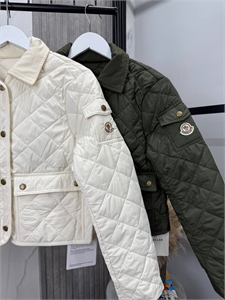Куртка MONCLER 151450 - фото 321857 Куртка MONCLER 151450 - фото 321857