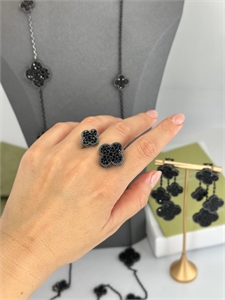 Бусы Van Cleef 17 мотивов 151896