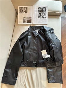 Куртка LOEWE 152649 - фото 327653 Куртка LOEWE 152649 - фото 327653