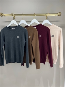 Свитер MIU MIU 152892 - фото 329100 Свитер MIU MIU 152892 - фото 329100