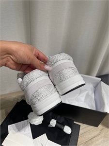 Кроссовки CHANEL 153223 - фото 330744 Кроссовки CHANEL 153223 - фото 330744