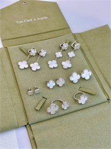 Серьги Van Cleef Mini 153260 - фото 331046