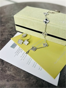 Серьги Van Cleef 153284 - фото 331249