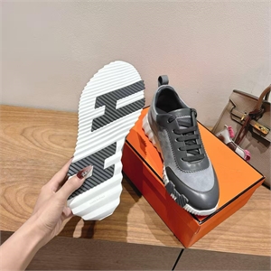 Замшевые кроссовки HERMES 153818 - фото 333970 Замшевые кроссовки HERMES 153818 - фото 333970