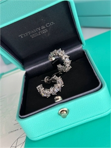 Кольцо Tiffany&Co 153917 - фото 334481 Кольцо Tiffany&Co 153917 - фото 334481