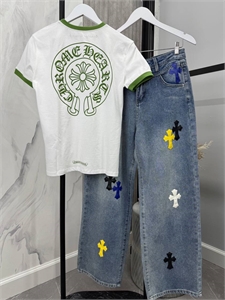 Толстовка CHROME HEARTS 154133 - фото 335615 Толстовка CHROME HEARTS 154133 - фото 335615