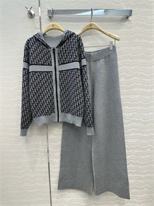 Костюм DIOR Двусторонний 154297 - фото 336674 Костюм DIOR Двусторонний 154297 - фото 336674