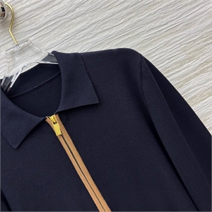 Костюм Schiaparelli 154300 - фото 336699 Костюм Schiaparelli 154300 - фото 336699