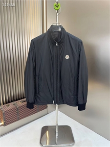 Куртка MONCLER 154320 - фото 336841 Куртка MONCLER 154320 - фото 336841
