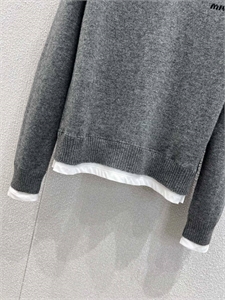 Свитер MIU MIU 154400 - фото 337328 Свитер MIU MIU 154400 - фото 337328