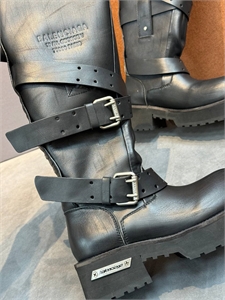 Сапоги BALENCIAGA 154428 - фото 337516 Сапоги BALENCIAGA 154428 - фото 337516