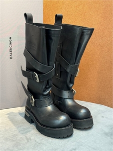 Сапоги BALENCIAGA 154428 - фото 337520 Сапоги BALENCIAGA 154428 - фото 337520