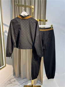 Костюм GUCCI 154698 - фото 339061 Костюм GUCCI 154698 - фото 339061