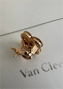 Серьги Van Cleef 154726 - фото 339209 Серьги Van Cleef 154726 - фото 339209