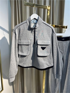 Костюм PRADA 154771