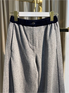 Костюм PRADA 154771