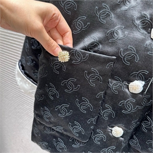 Куртка CHANEL Двусторонняя 154417 - фото 340468 Куртка CHANEL Двусторонняя 154417 - фото 340468