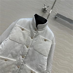 Куртка CHANEL Двусторонняя 154417 - фото 340473 Куртка CHANEL Двусторонняя 154417 - фото 340473
