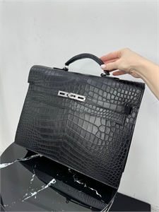 Портфель HERMES из кожи крокодила 155376 - фото 343361 Портфель HERMES из кожи крокодила 155376 - фото 343361