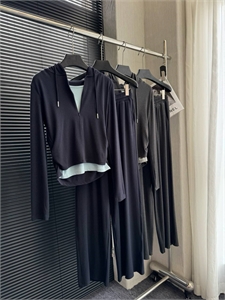 Костюм THE ROW 155493 - фото 344262 Костюм THE ROW 155493 - фото 344262