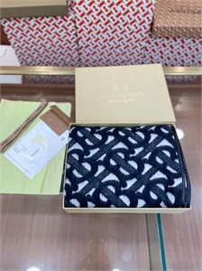 Накидка BURBERRY 155581 - фото 344861 Накидка BURBERRY 155581 - фото 344861