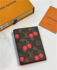 Обложка  LOUIS VUITTON 155618