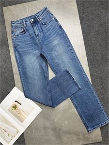 Джинсы VALENTINO 155713