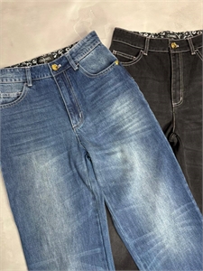 Джинсы CHANEL 155773 - фото 346112 Джинсы CHANEL 155773 - фото 346112