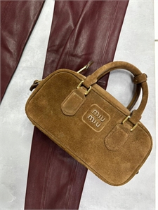 Брюки BRUNELLO CUCINELLI Кожа 156566