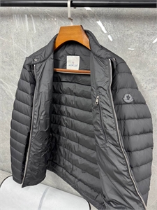 Куртка MONCLER 156703 - фото 352149