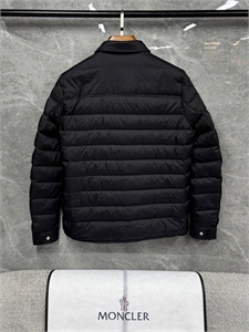 Куртка MONCLER 156705 - фото 352161 Куртка MONCLER 156705 - фото 352161