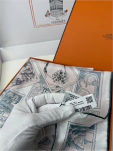 Платок HERMES 157015 - фото 353529