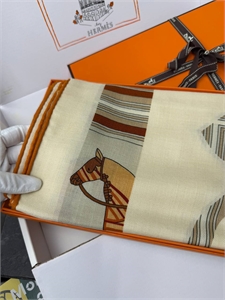 Платок HERMES Кашемир 157337 - фото 354756 Платок HERMES Кашемир 157337 - фото 354756