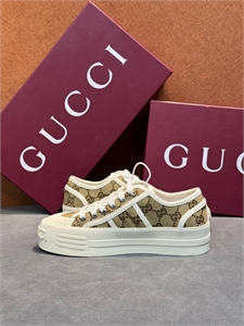 Кроссовки GUCCI 157344
