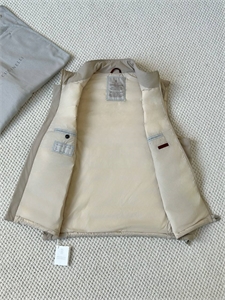 Жилет BC 157507