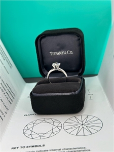 Кольцо Tiffany&Co с Бриллиантом , Золото 750 п 158401 - фото 361803 Кольцо Tiffany&Co с Бриллиантом , Золото 750 п 158401 - фото 361803