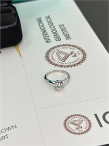 Кольцо Tiffany&Co с Бриллиантом , Золото 750 п 158401 - фото 361804 Кольцо Tiffany&Co с Бриллиантом , Золото 750 п 158401 - фото 361804