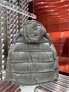 Куртка пуховик MONCLER 158701 - фото 363805 Куртка пуховик MONCLER 158701 - фото 363805