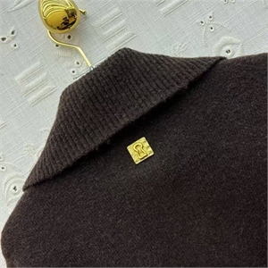 Костюм Schiaparelli 158868 - фото 364801 Костюм Schiaparelli 158868 - фото 364801