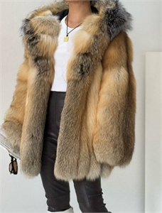 Шуба FENDI Лиса 158876 - фото 364868 Шуба FENDI Лиса 158876 - фото 364868