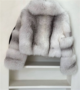Шуба FENDI Писец 158877 - фото 364878 Шуба FENDI Писец 158877 - фото 364878