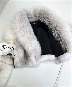 Шуба FENDI Писец 158877 - фото 364879 Шуба FENDI Писец 158877 - фото 364879