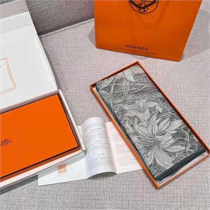 Платок HERMES 159661 - фото 369634 Платок HERMES 159661 - фото 369634