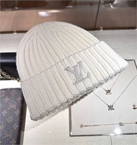 Шарф LOUIS VUITTON 159697 - фото 369896 Шарф LOUIS VUITTON 159697 - фото 369896