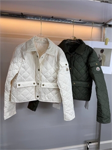 Куртка MONCLER 159710 - фото 370004 Куртка MONCLER 159710 - фото 370004