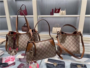 Брелок Gucci 159880 - фото 371066 Брелок Gucci 159880 - фото 371066