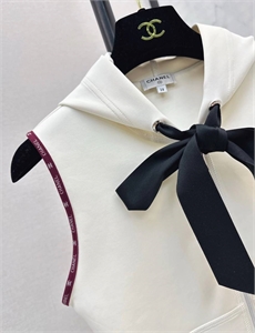Боди CHANEL 159900 - фото 371153 Боди CHANEL 159900 - фото 371153