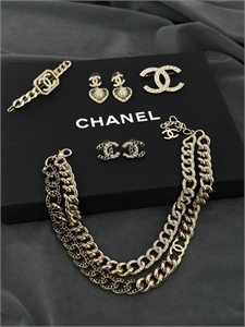 Серьги CHANEL 159939 - фото 371403 Серьги CHANEL 159939 - фото 371403