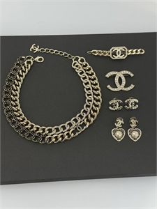 Серьги CHANEL 159939 - фото 371409 Серьги CHANEL 159939 - фото 371409